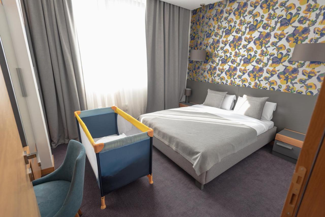 Hotel Stobex Loznica Eksteriør bilde
