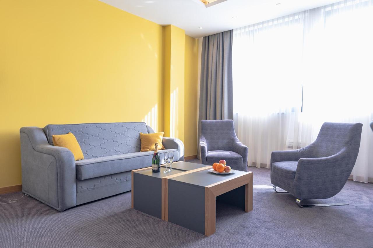 Hotel Stobex Loznica Eksteriør bilde