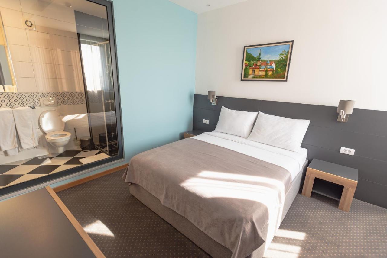 Hotel Stobex Loznica Eksteriør bilde