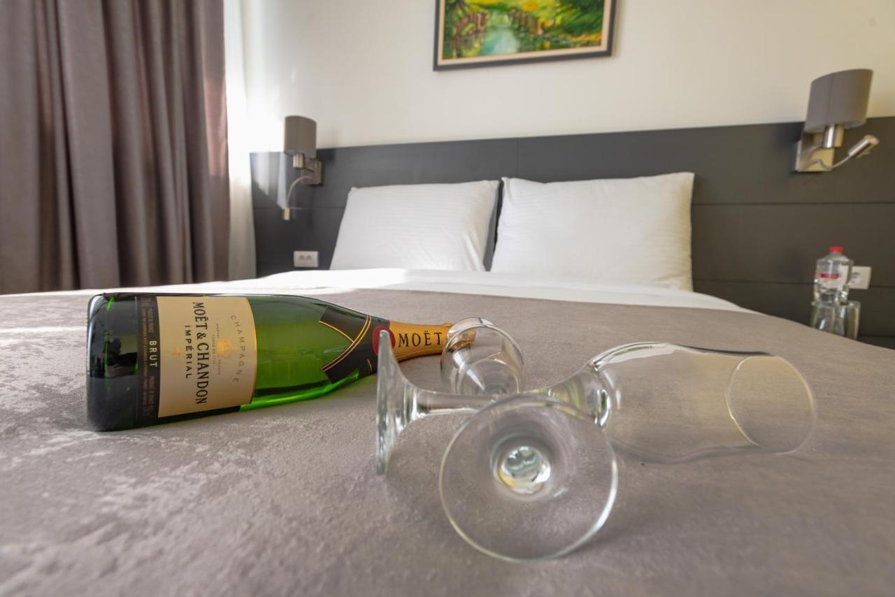 Hotel Stobex Loznica Eksteriør bilde