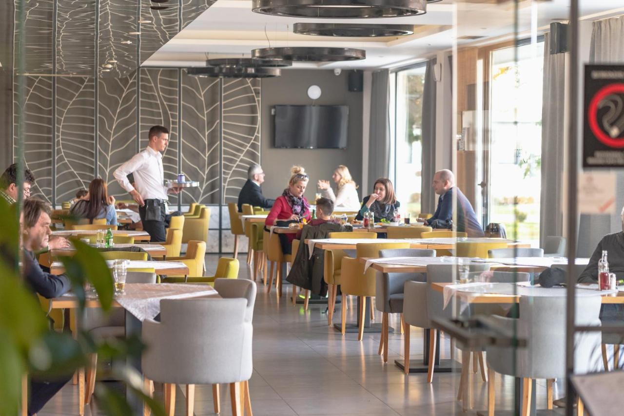 Hotel Stobex Loznica Eksteriør bilde